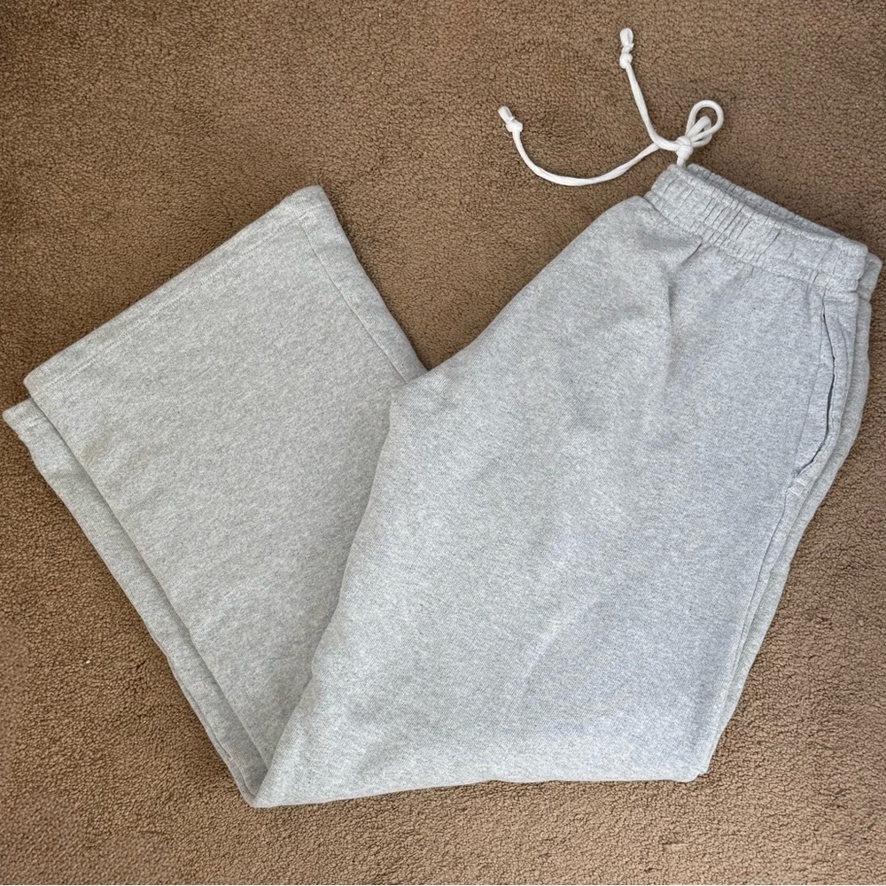 Brandy Melville Anastasia Sweatpants